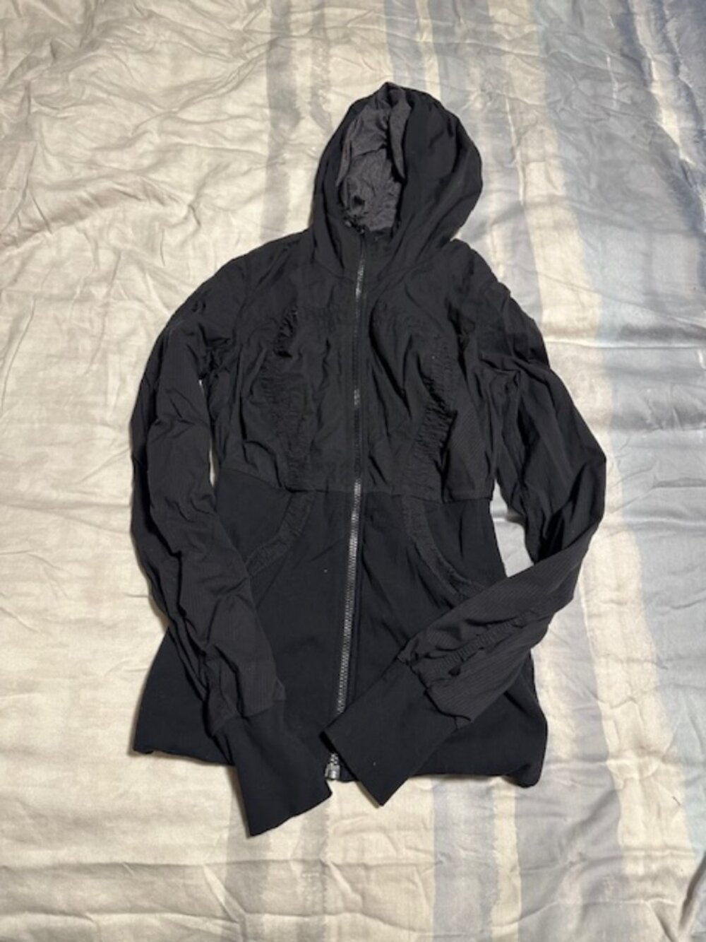 Lululemon studio jacket size 8